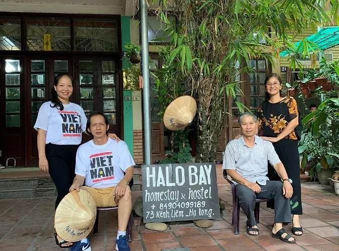 Halo Bay Homestay *